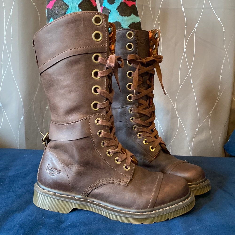 Dr Martens Triumph boots brown/floral